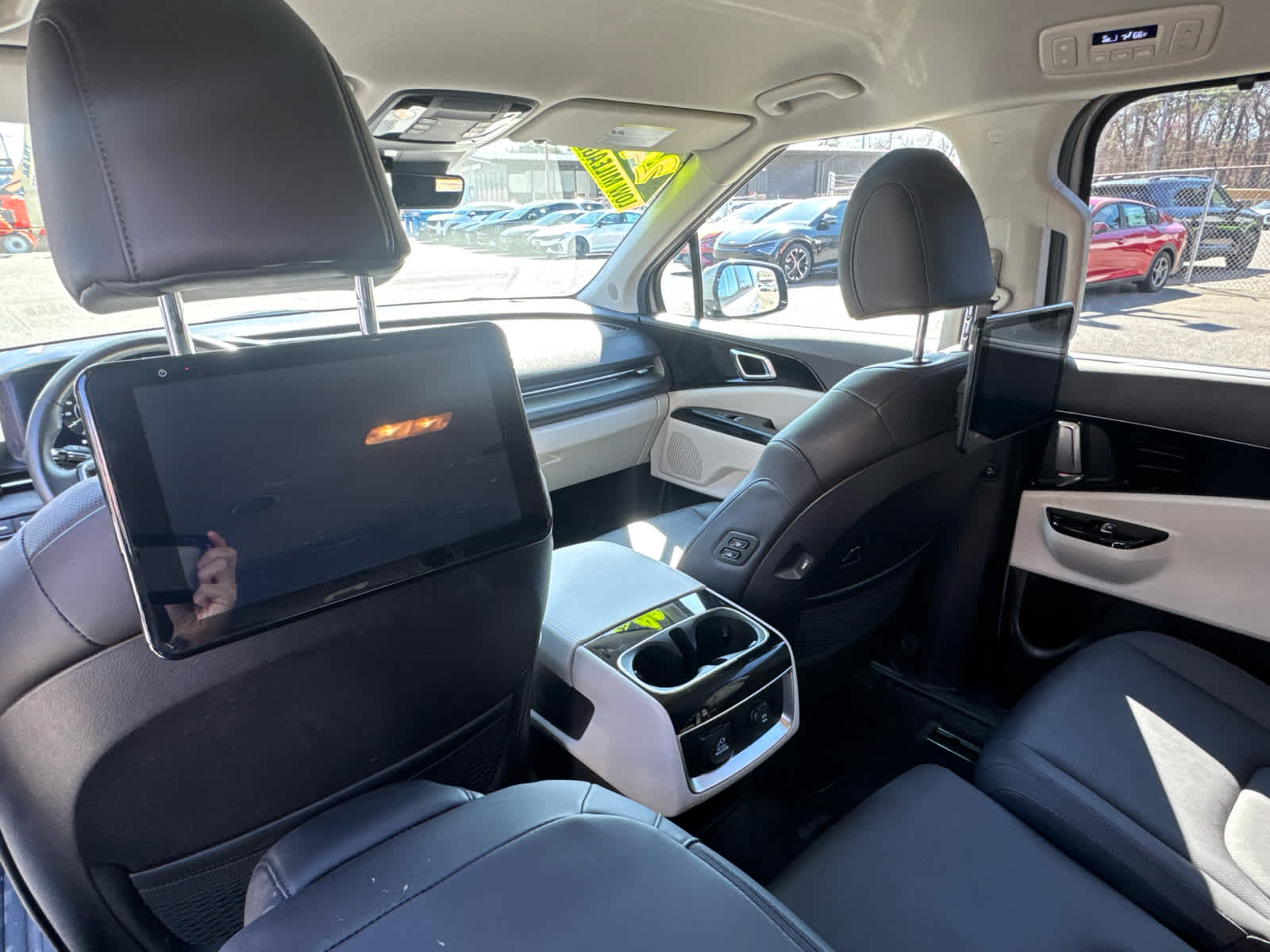 2024 Kia Carnival MPV SX