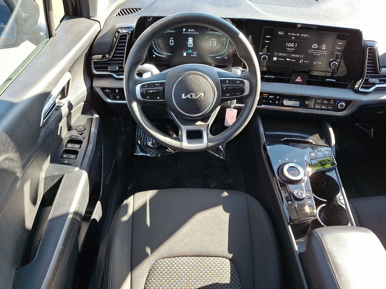 2023 Kia Sportage Hybrid LX