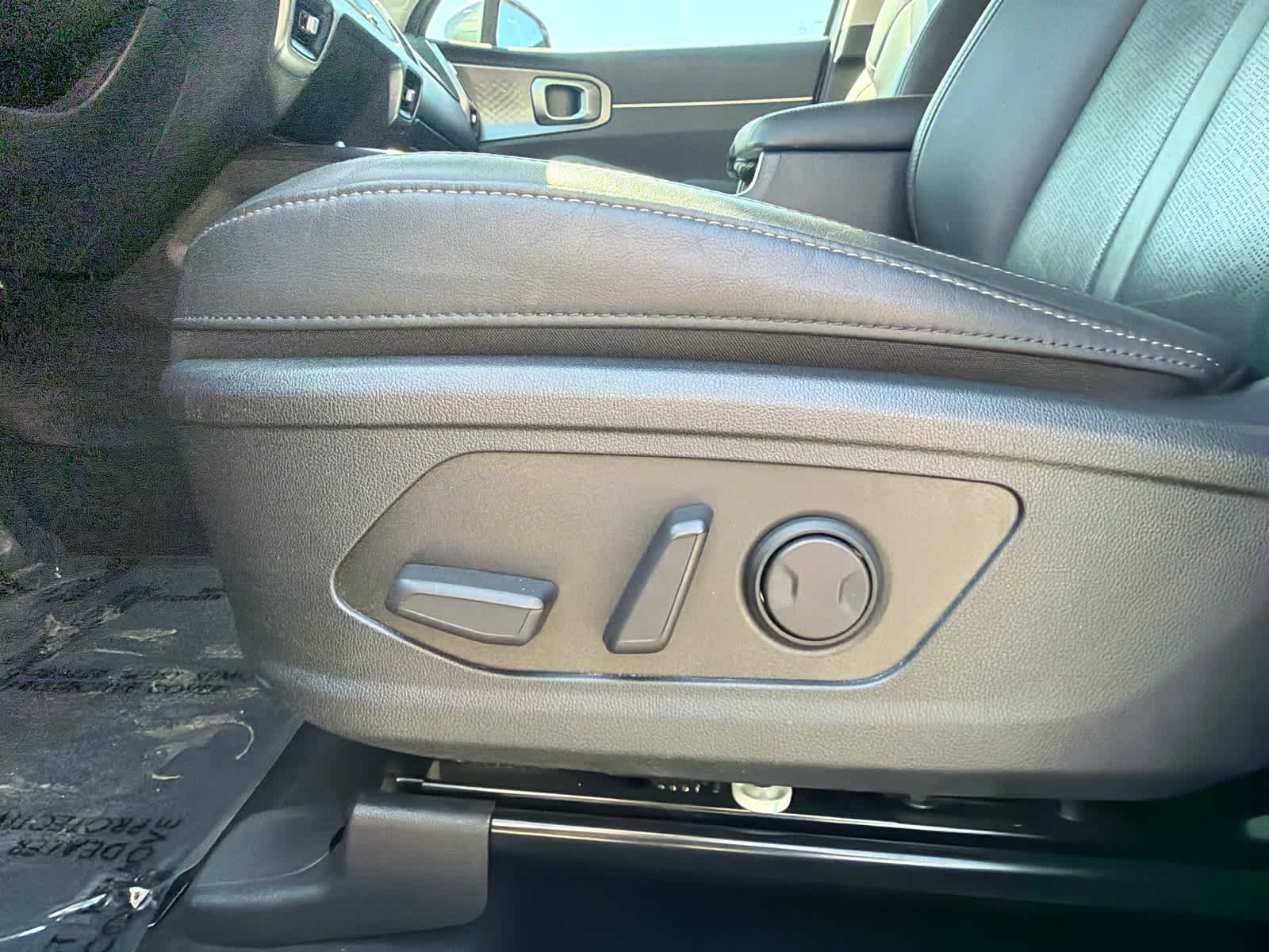 2023 Kia Sorento Hybrid EX